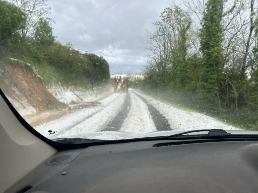 Route dans un sale état