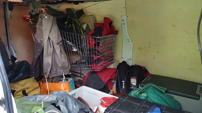 Tonnes de matos à trimballer, merci scudo !!