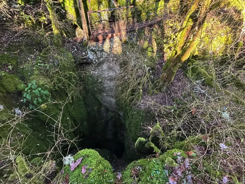 Entrée du trou, autre côté